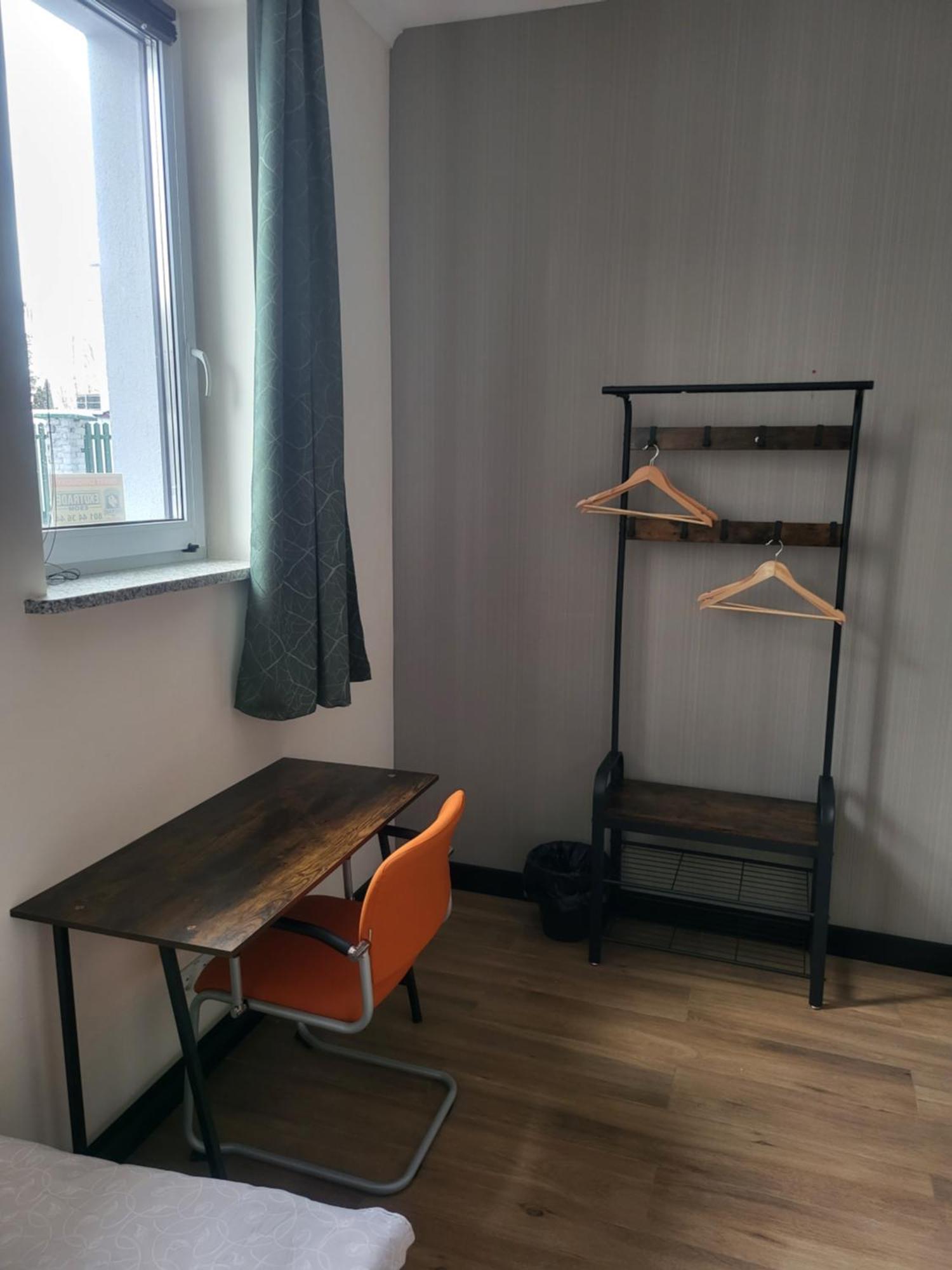 Rooms4rest Bokserska - Private For Tourists - Atr Consulting Sp, Z O,o, Warsaw
