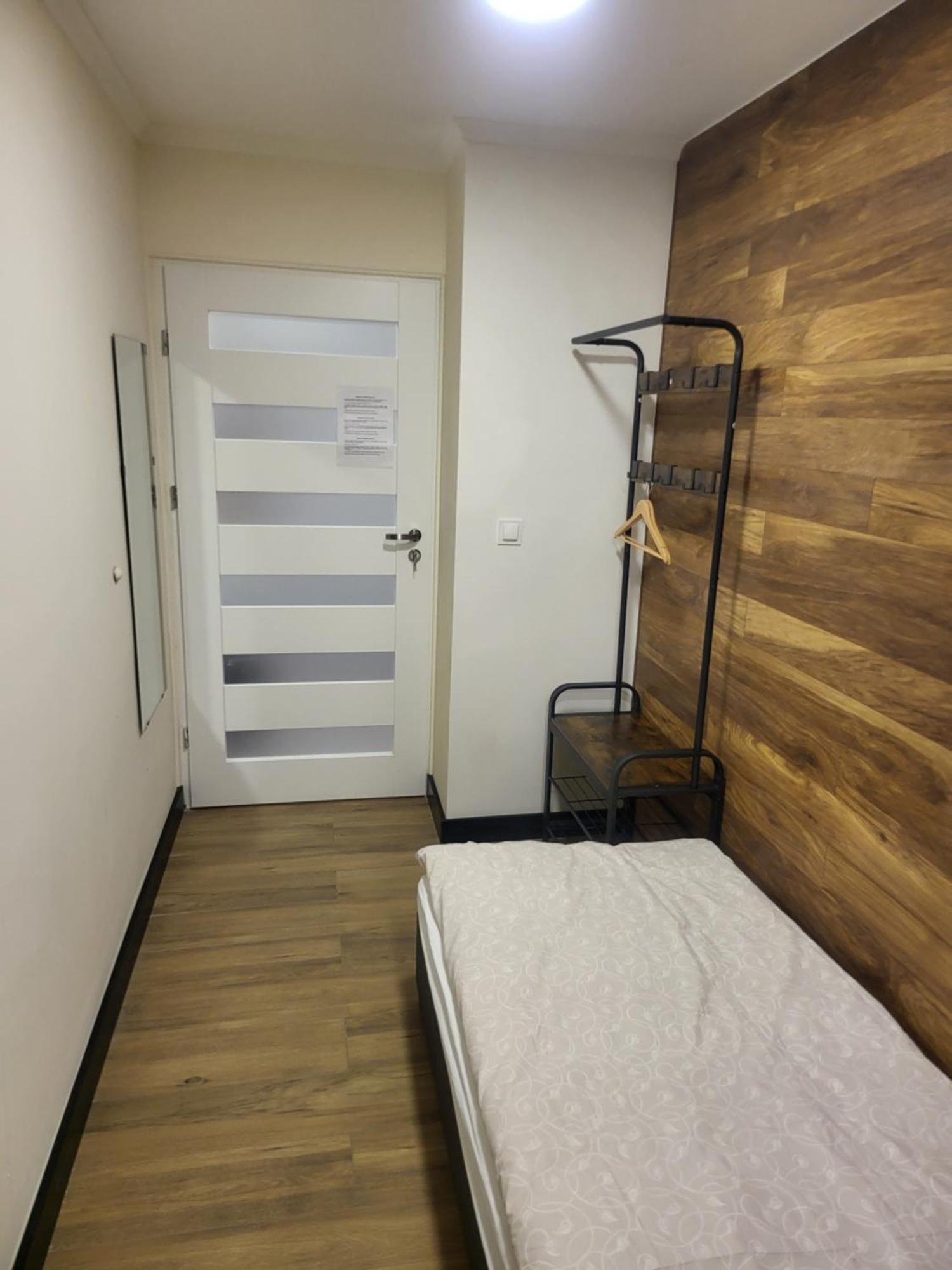 Rooms4rest Bokserska - Private For Tourists - Atr Consulting Sp, Z O,o, *